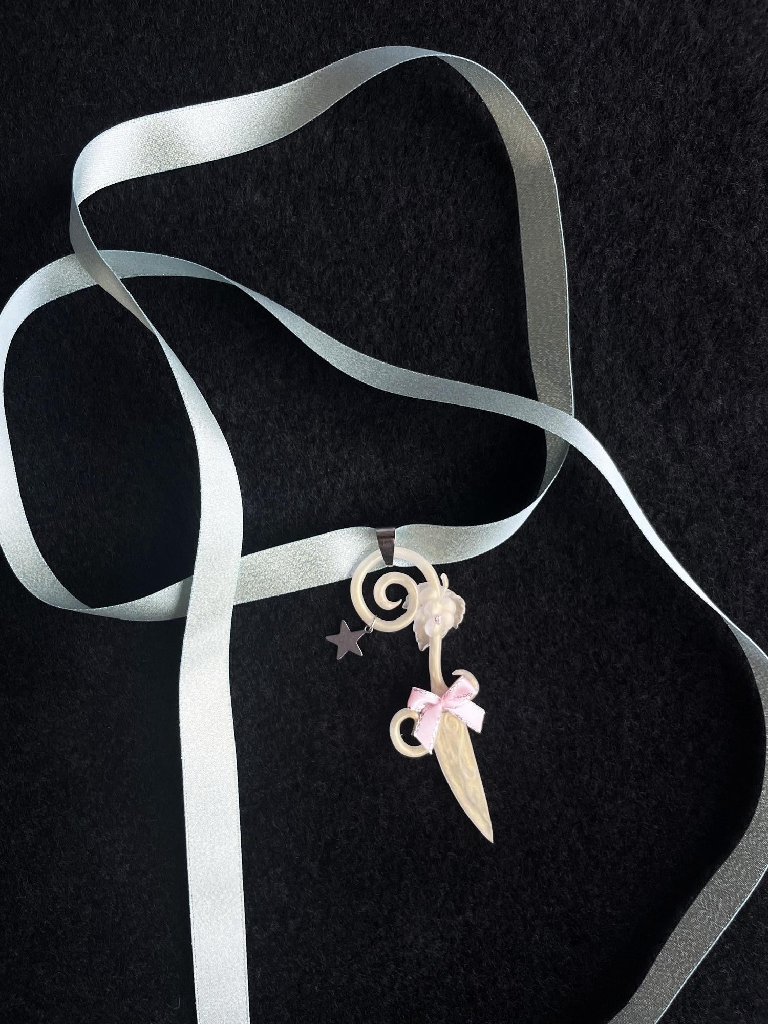 takeabreak Swirl Dagger Bow Ribbon Women&