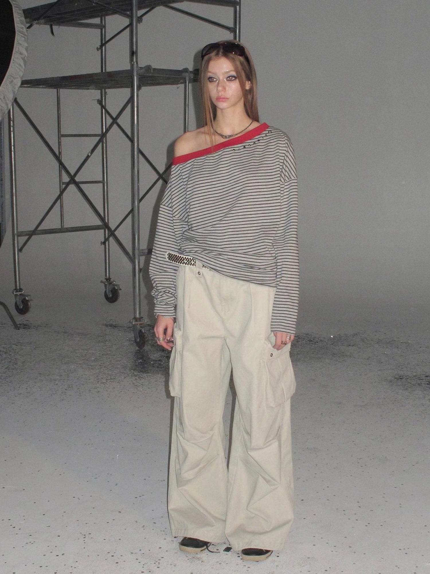 wear And tear Asymmetrical Striped Ribbed Punk Studded T-shirt