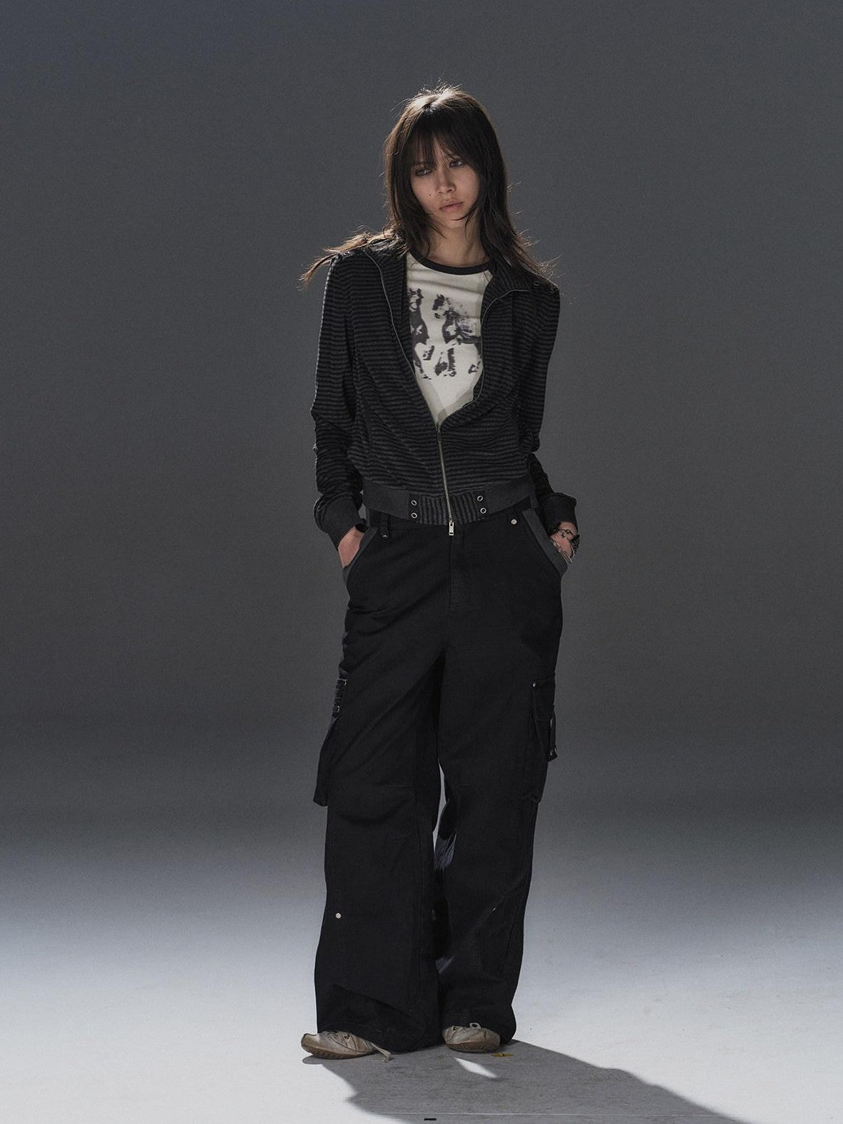 wear And tear Black Asymmetric Rib Splice Rivet Multi Pocket Women&