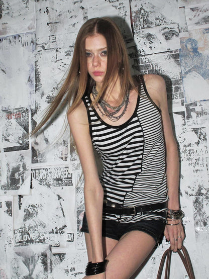 wear And tear Black White Striped Asymmetric Diagonal Hem Women&