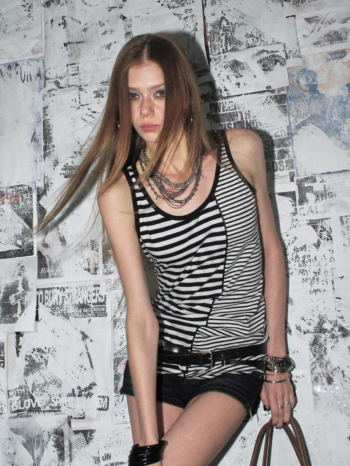 wear And tear Black White Striped Asymmetric Diagonal Hem Women&