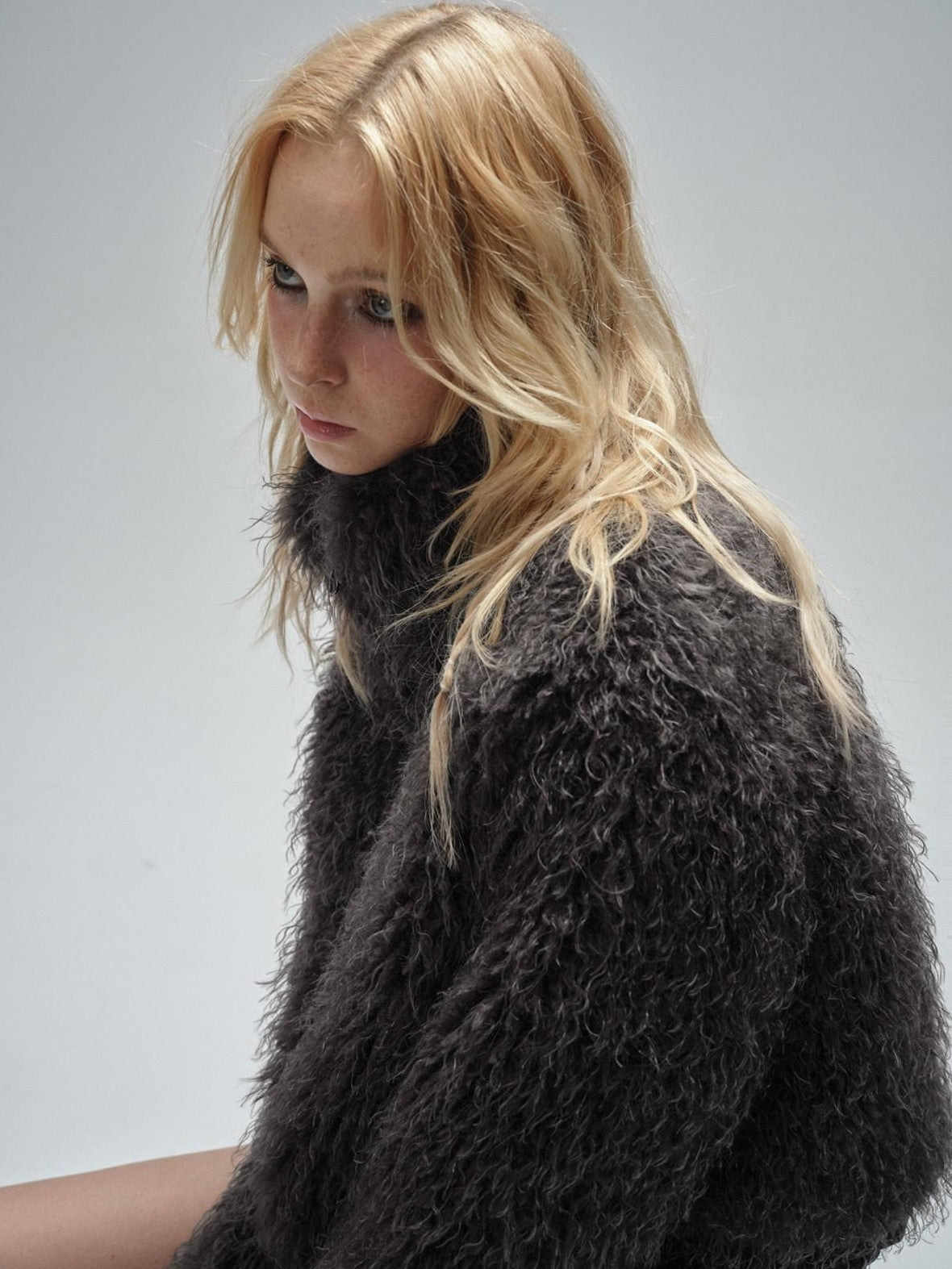 wear And tear Dark Gray Faux Fur Stand Collar Zipper Women&
