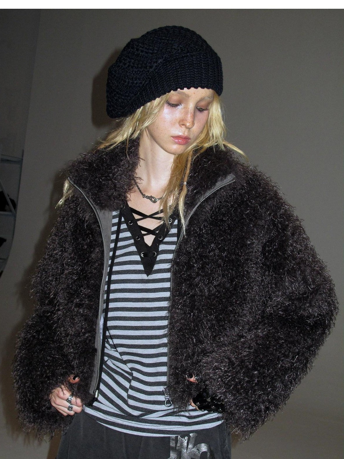 wear And tear Dark Gray Faux Fur Stand Collar Zipper Women&
