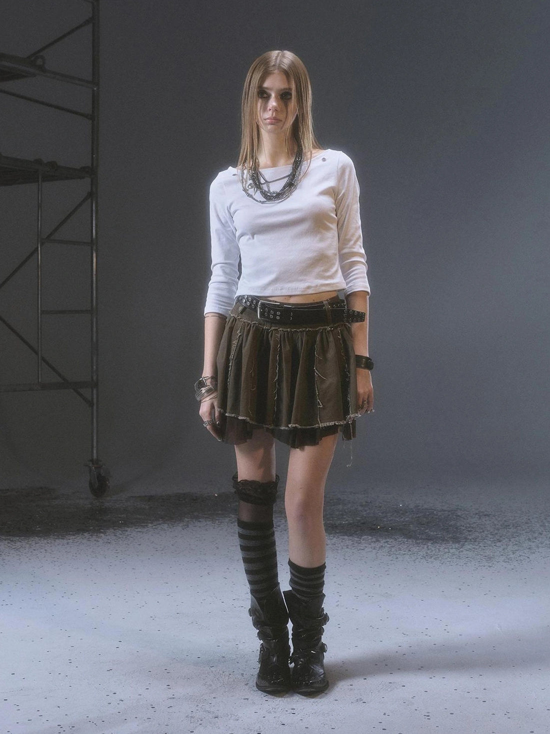 wear And tear Distressed Mesh Paneled Raw Hem Denim Mini Skirt