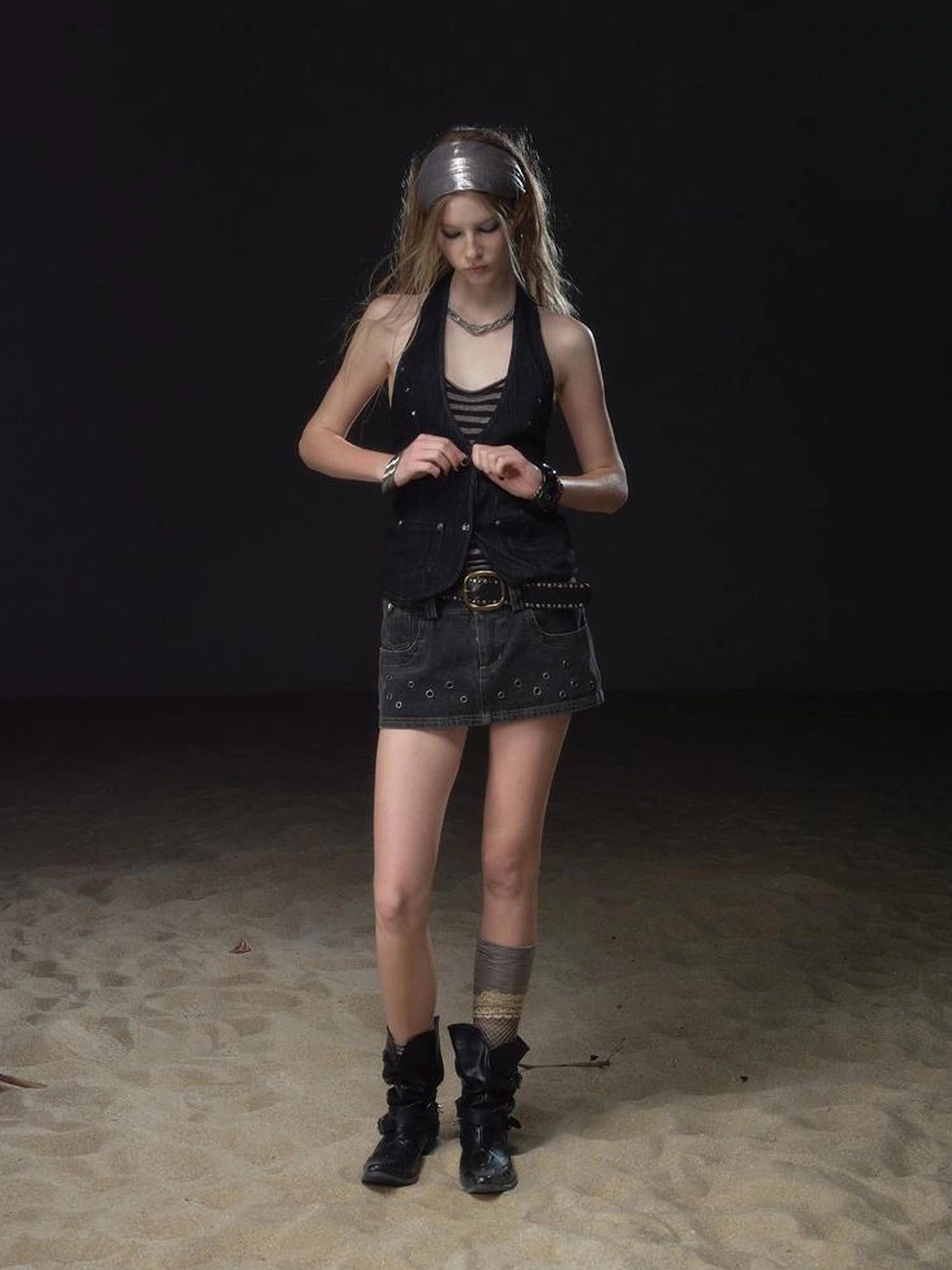 wear And tear Eyelet Trimmed Denim Mini Skirt With Lining