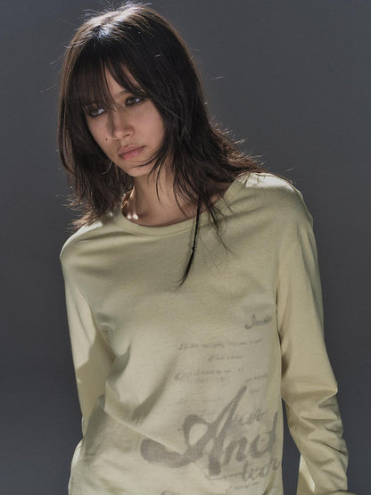 wear And tear Light Drape Letter Print Back Split Women&