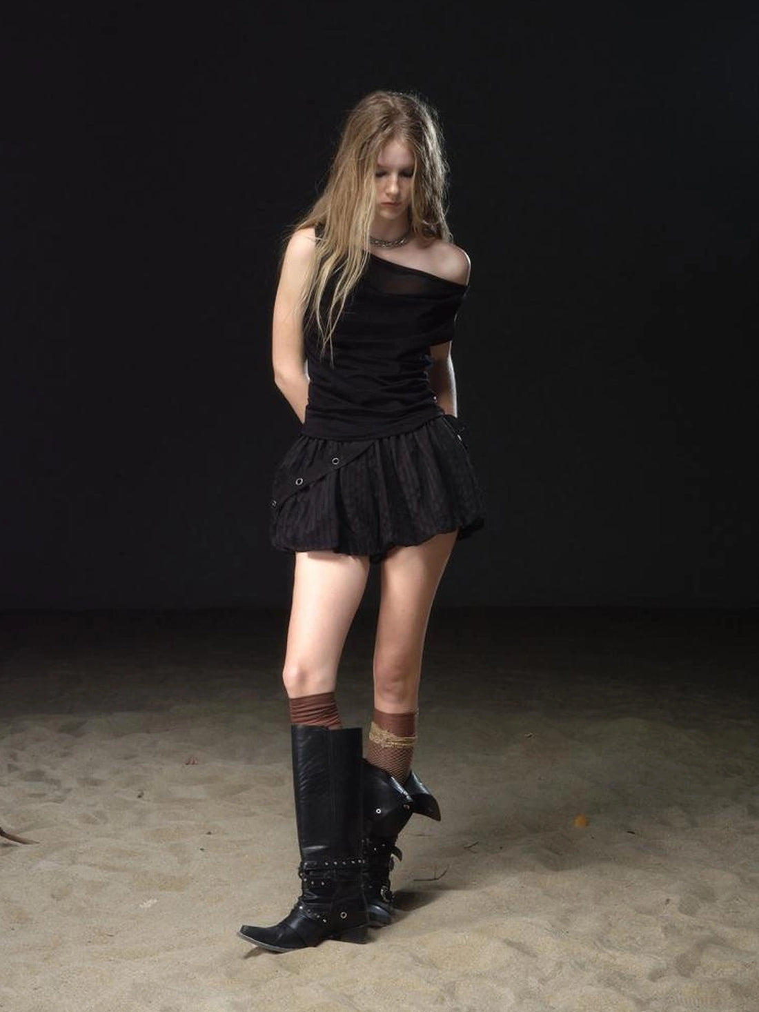 wear And tear Textured Bloom Punk Shorts With Detachable Tie