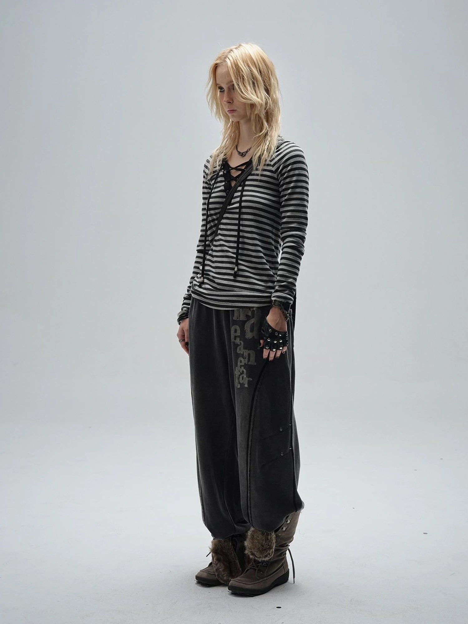 wear And tear V-Neck Lace-Up Striped Punk Raglan T-Shirt