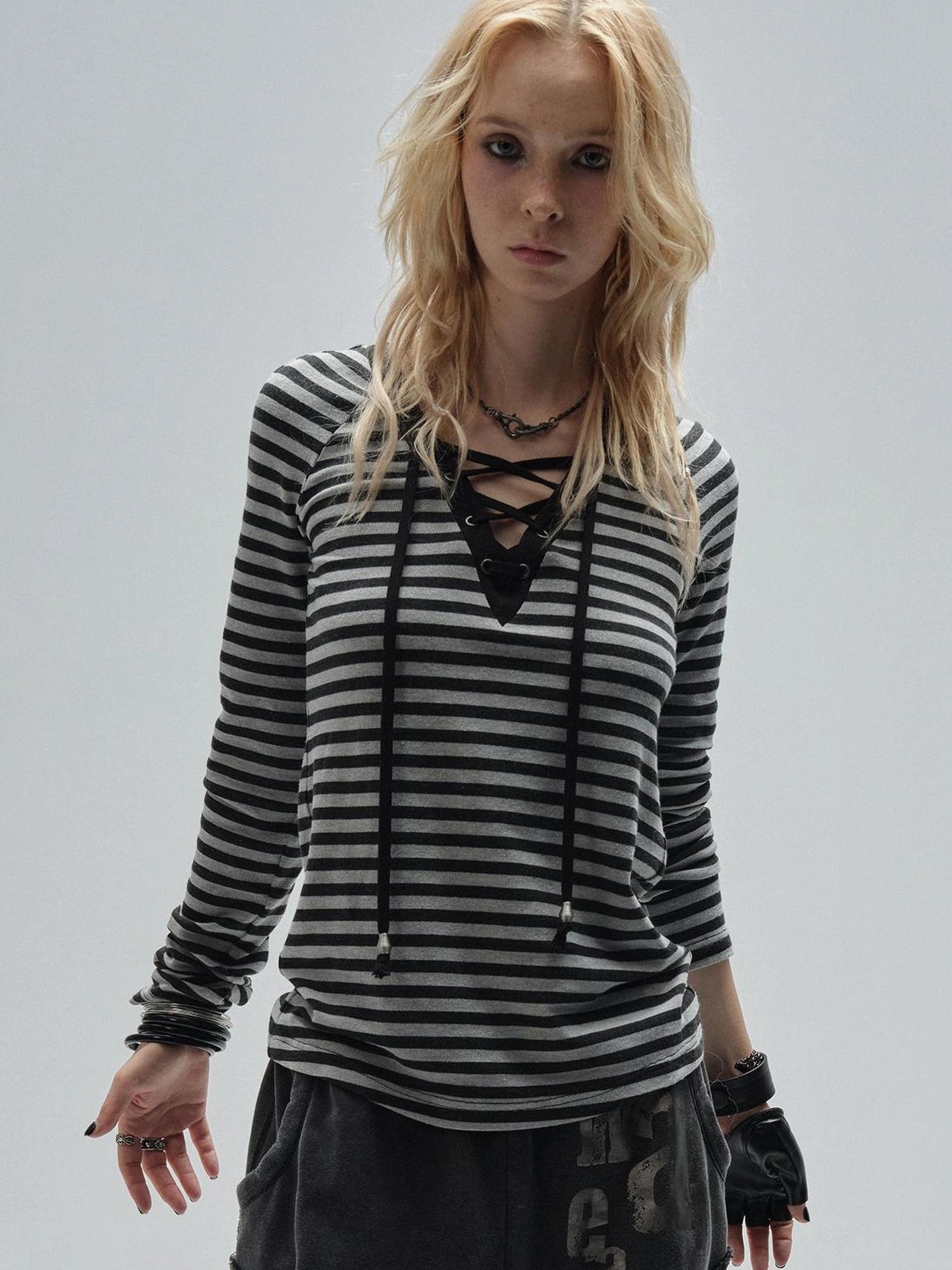 wear And tear V-Neck Lace-Up Striped Punk Raglan T-Shirt