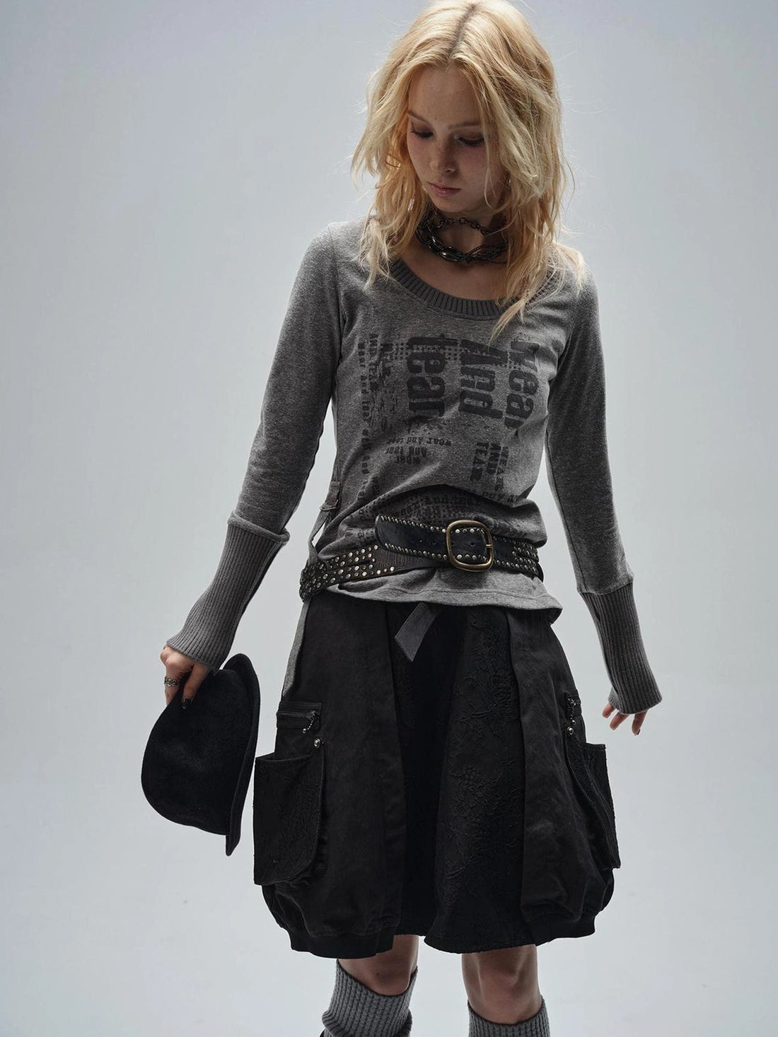 wear And tear V-neck Punk Print Sweatshirt With Drawstring Hem