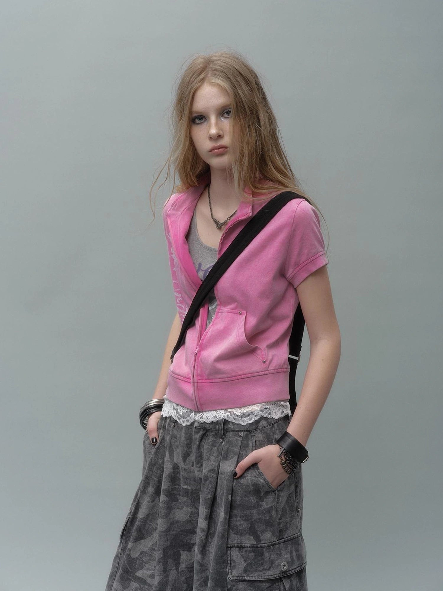 wear And tear Vintage Washed Cropped Zip Hoodie With Conch Print