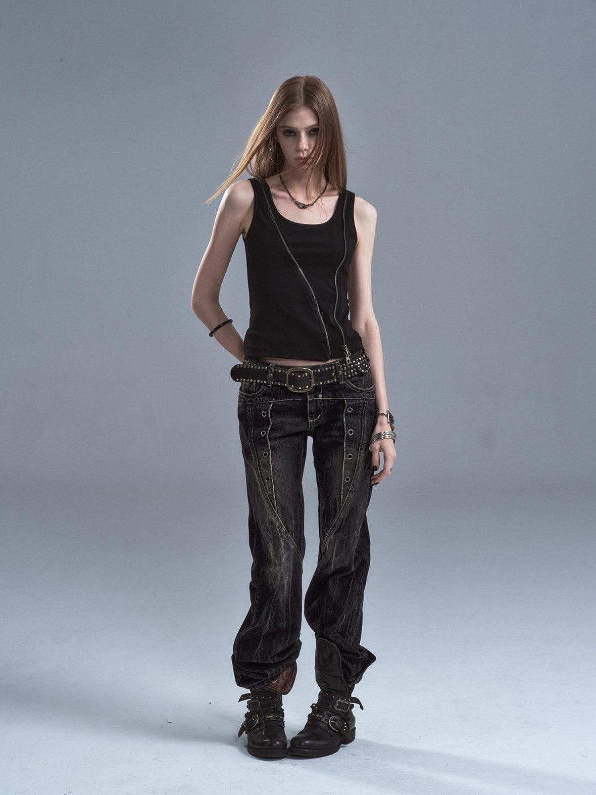 wear And tear Washed Black Lightning Low Rise Grommet Rivet Women&
