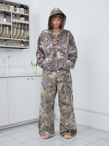 wii wil Cropped Camo Bear Print Lettering Women&