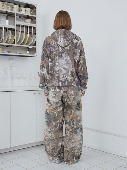 wii wil Cropped Camo Bear Print Lettering Women&
