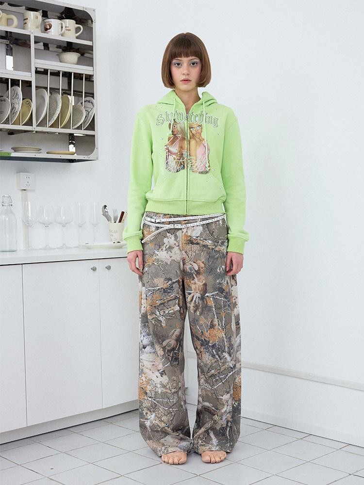 wii wil Fruit Green Millennial Print Washed Cropped Women&