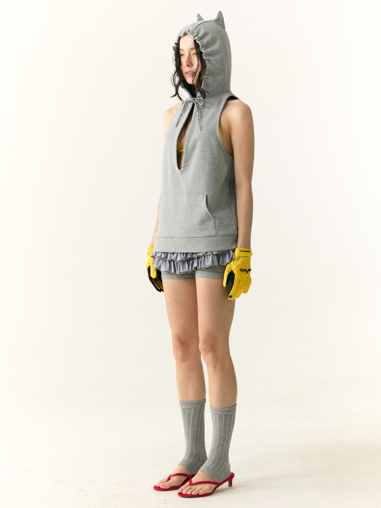 wii wil Hooded V-Neck Demon Horn Crop Vest Sweatshirt